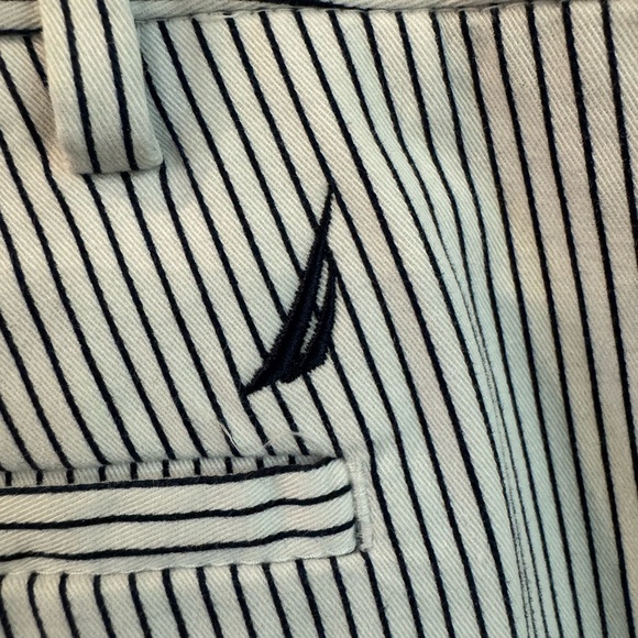 Nautica Navy Striped Chino Crop Pants  Women’s Size 14 - Picture 5 of 8